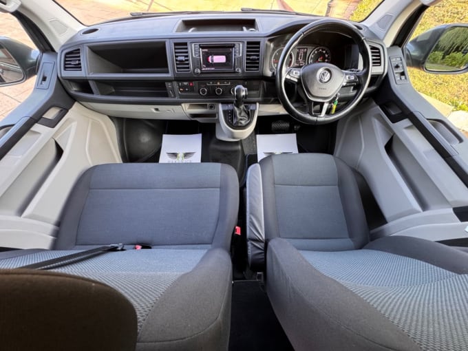 2025 Volkswagen Transporter
