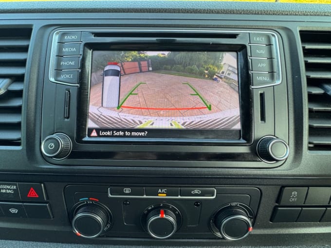 2025 Volkswagen Transporter