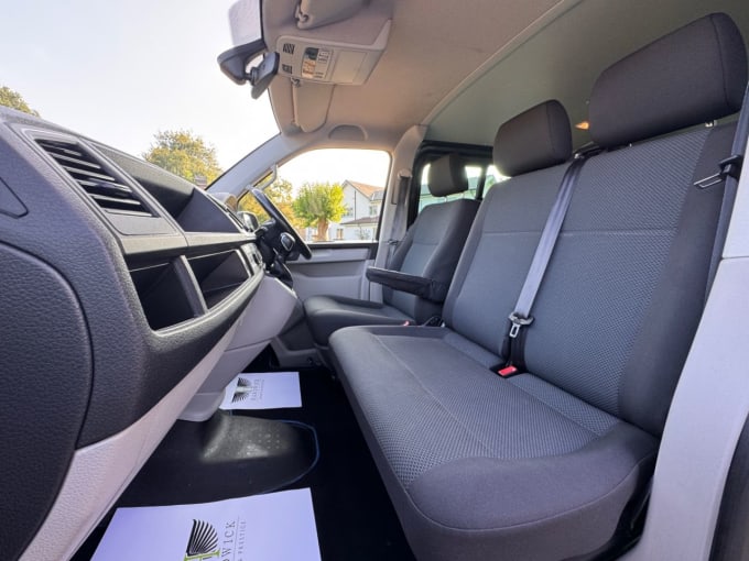 2025 Volkswagen Transporter