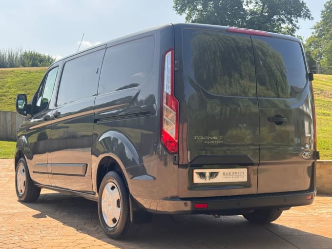 2025 Ford Transit Custom