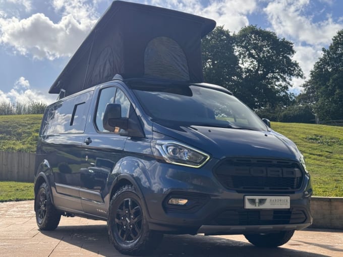 2025 Ford Transit Custom