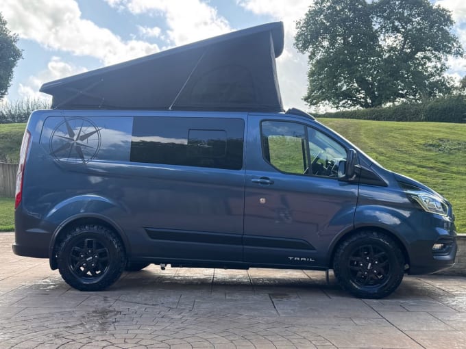 2025 Ford Transit Custom