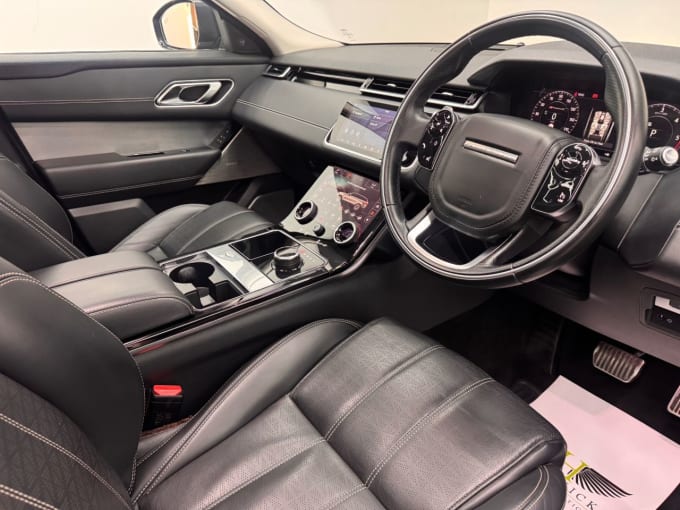 2025 Land Rover Range Rover Velar
