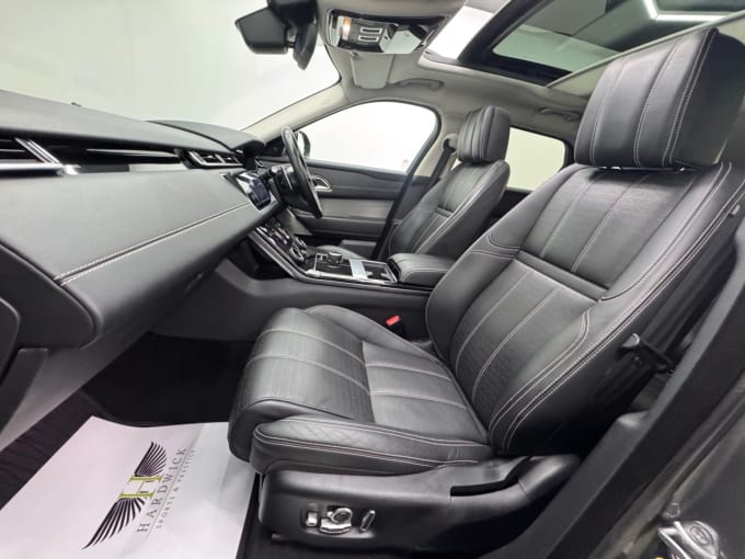 2025 Land Rover Range Rover Velar
