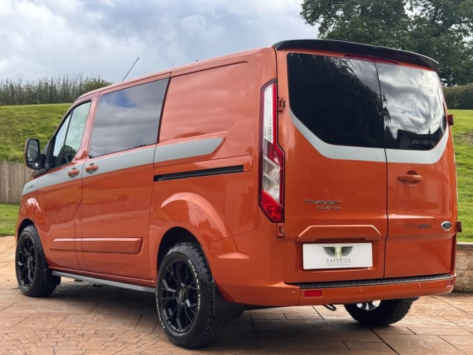 2025 Ford Transit Custom