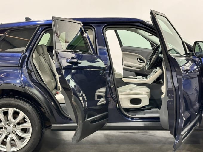 2025 Land Rover Range Rover Evoque