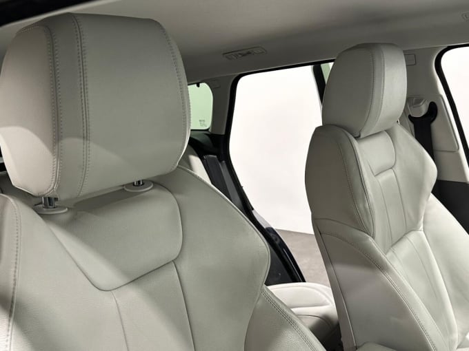 2025 Land Rover Range Rover Evoque
