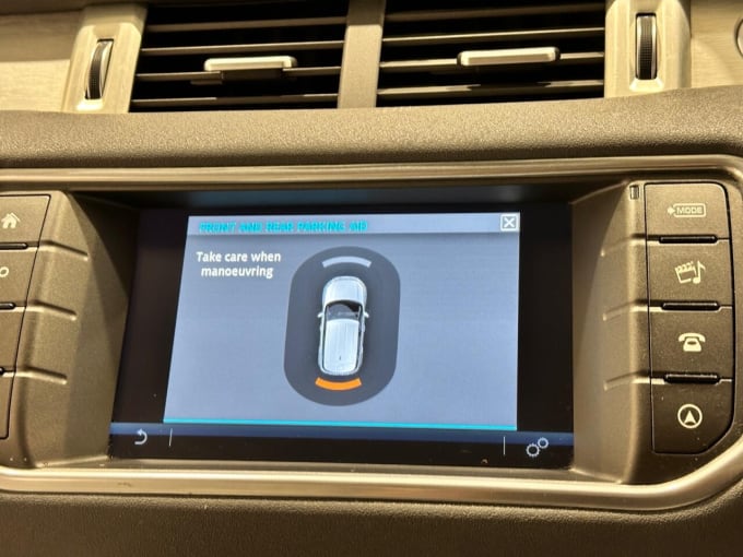 2025 Land Rover Range Rover Evoque