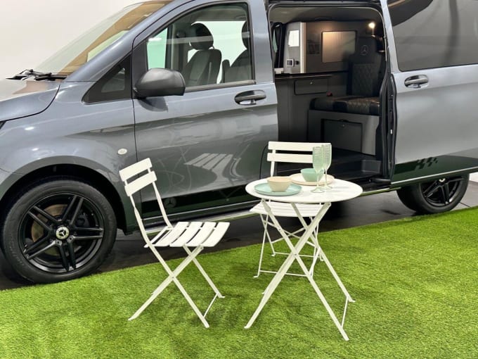 2024 Mercedes-benz Vito