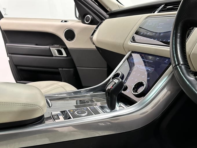 2025 Land Rover Range Rover Sport