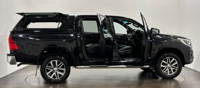 2025 Toyota Hi-lux