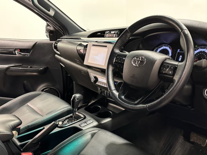 2025 Toyota Hi-lux