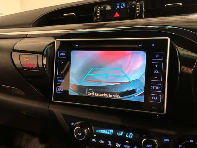 2025 Toyota Hi-lux