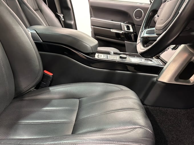 2025 Land Rover Range Rover