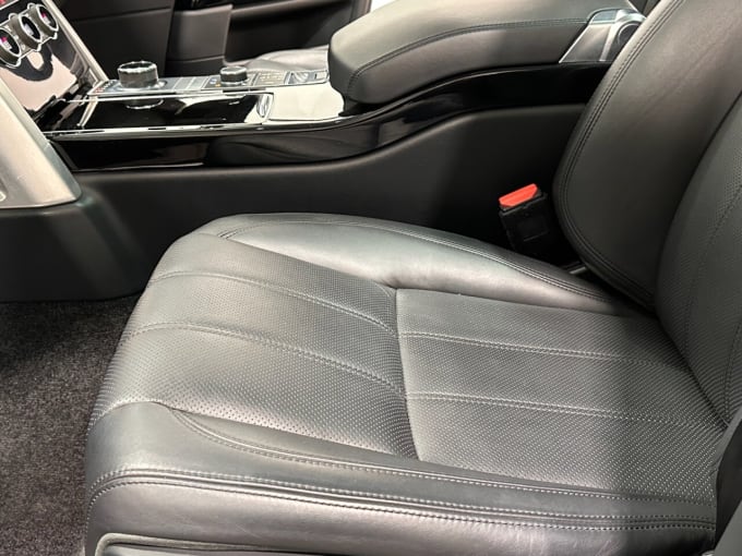 2025 Land Rover Range Rover