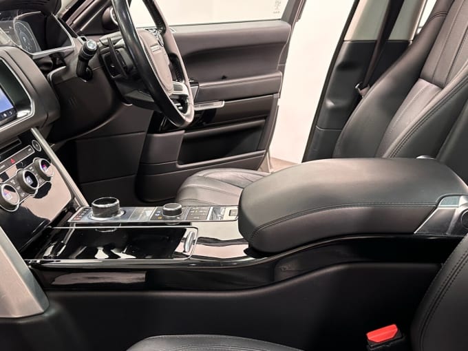 2025 Land Rover Range Rover