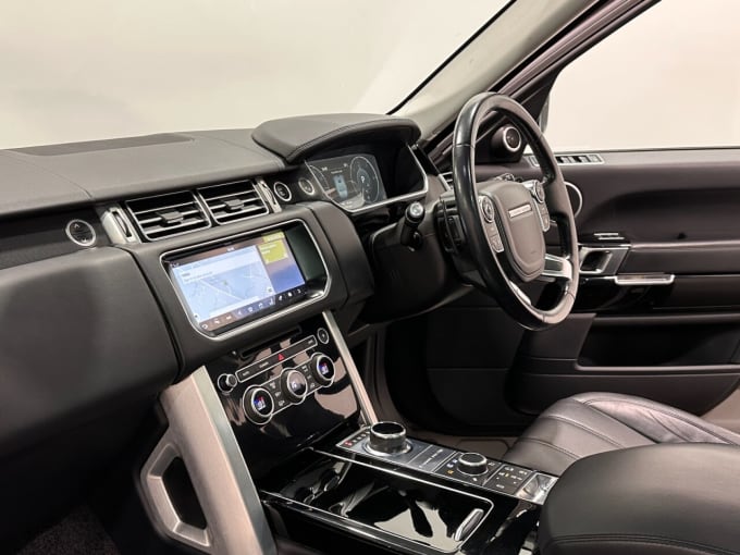 2025 Land Rover Range Rover