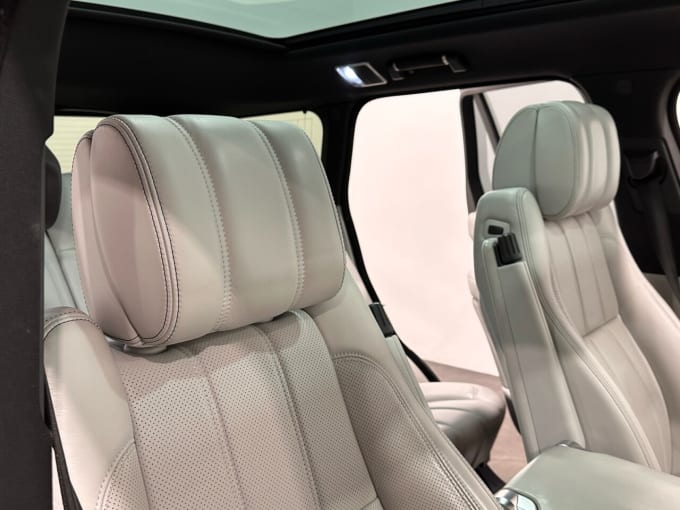 2025 Land Rover Range Rover