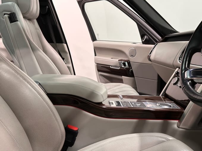 2025 Land Rover Range Rover