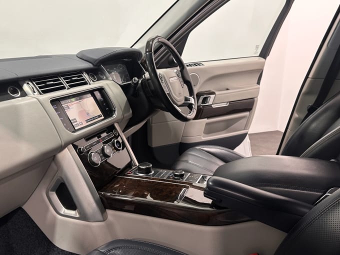 2025 Land Rover Range Rover