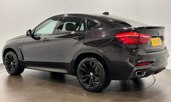 2025 BMW X6