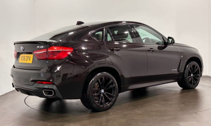 2025 BMW X6