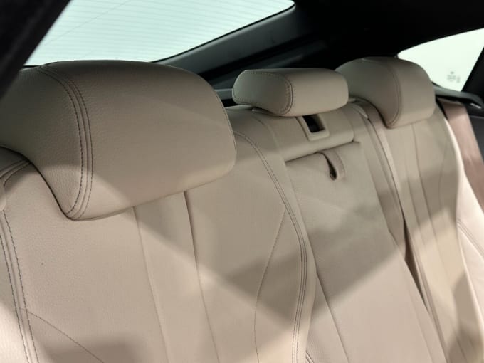 2025 BMW X6