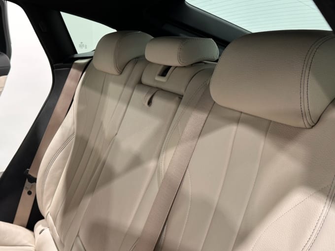 2025 BMW X6
