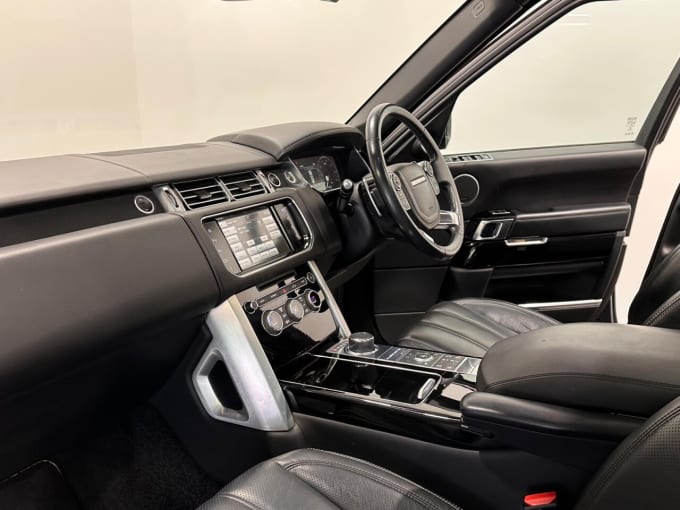 2025 Land Rover Range Rover