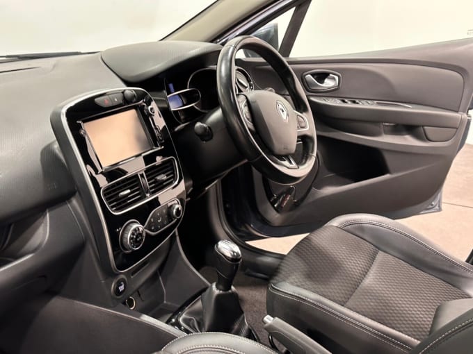 2025 Renault Clio