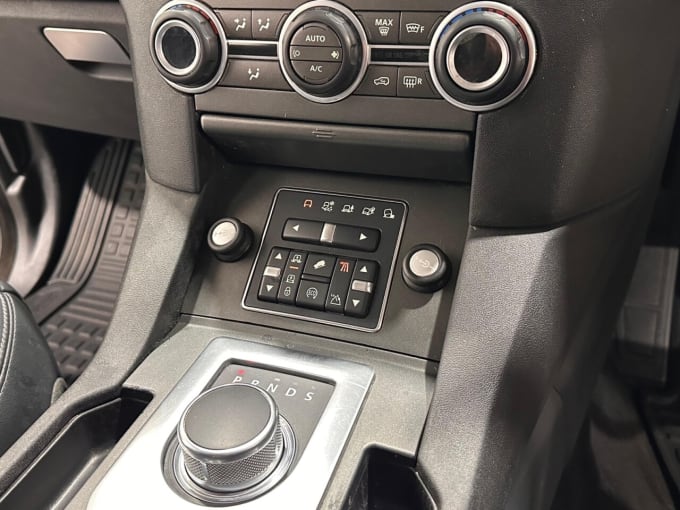 2025 Land Rover Discovery 4