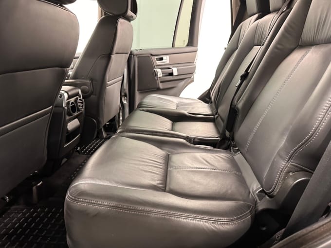 2025 Land Rover Discovery 4