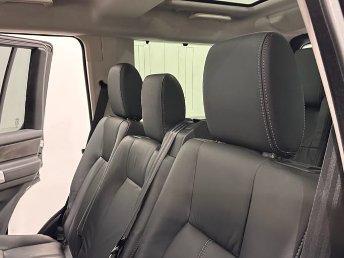 2025 Land Rover Discovery 4
