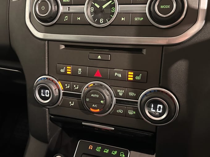 2025 Land Rover Discovery 4