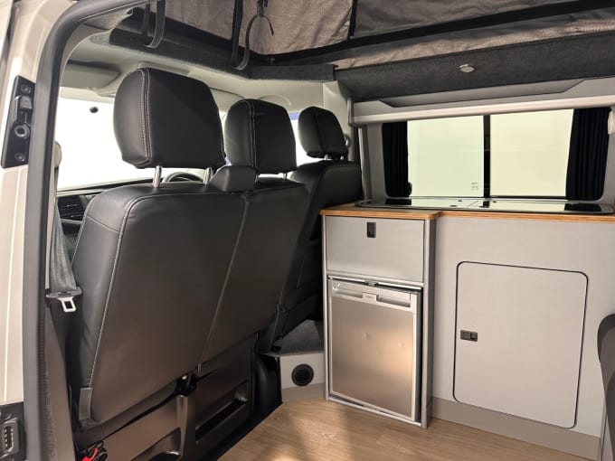2025 Volkswagen Transporter