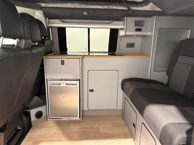 2025 Volkswagen Transporter