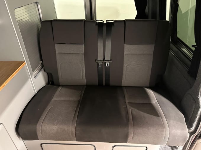 2025 Volkswagen Transporter