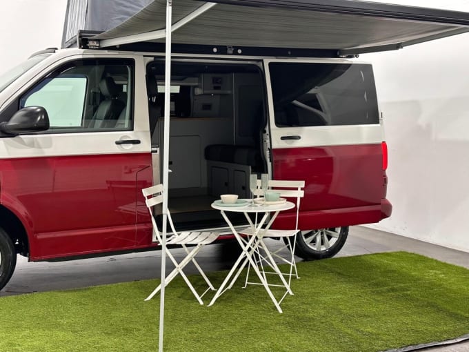 2025 Volkswagen Transporter