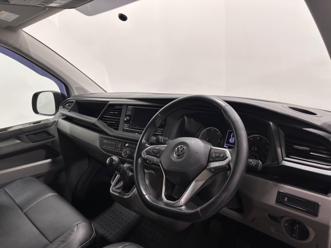 2025 Volkswagen Transporter