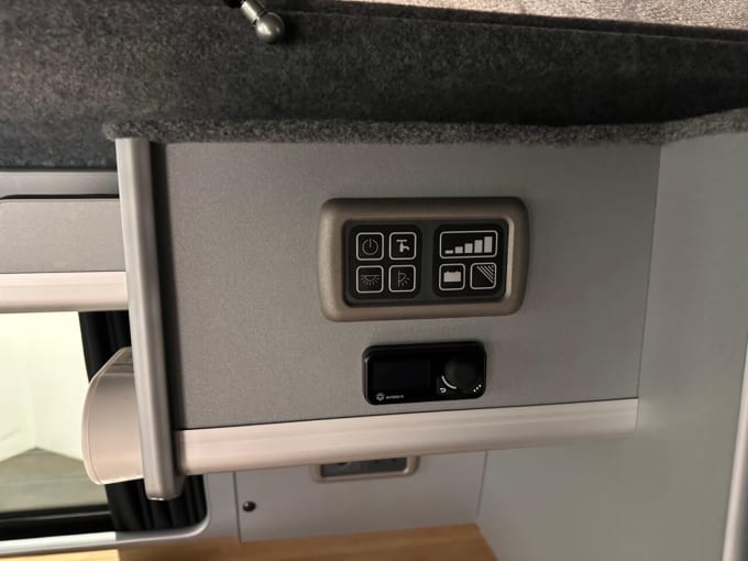2025 Volkswagen Transporter