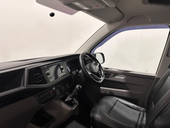 2025 Volkswagen Transporter