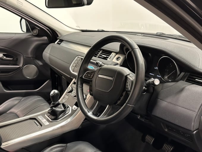 2025 Land Rover Range Rover Evoque