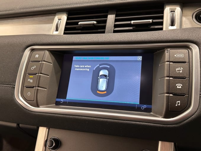 2025 Land Rover Range Rover Evoque