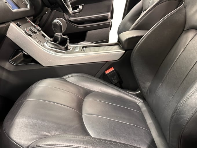 2025 Land Rover Range Rover Evoque