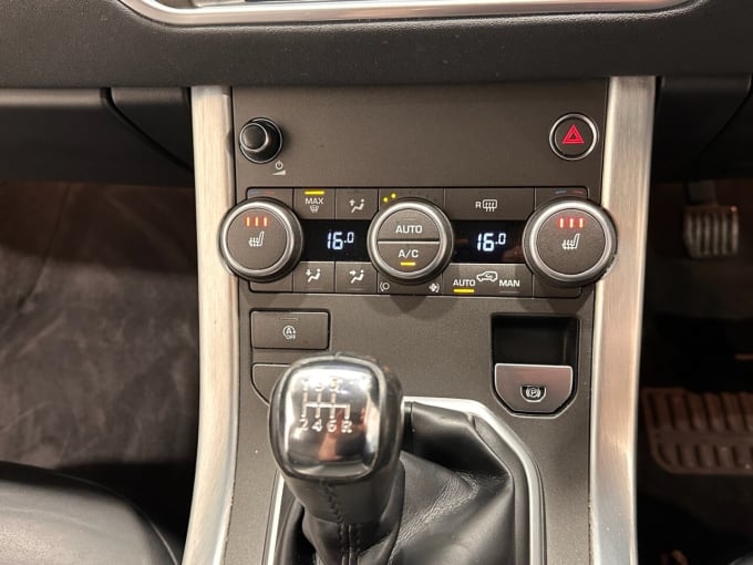 2025 Land Rover Range Rover Evoque