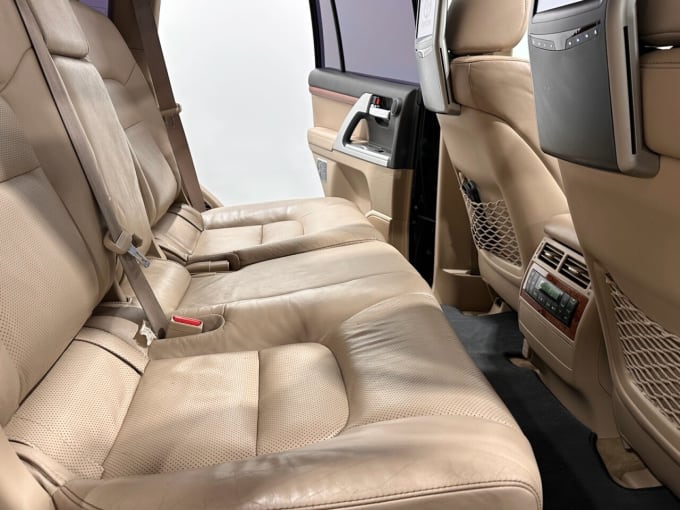 2025 Toyota Land Cruiser