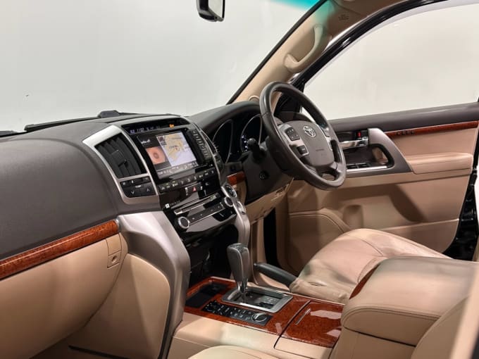 2025 Toyota Land Cruiser