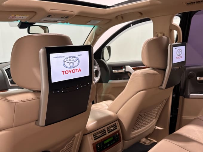 2025 Toyota Land Cruiser