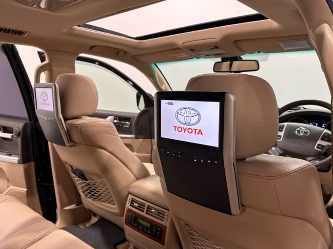 2025 Toyota Land Cruiser