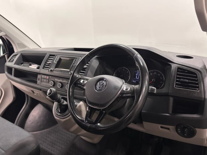 2025 Volkswagen Transporter